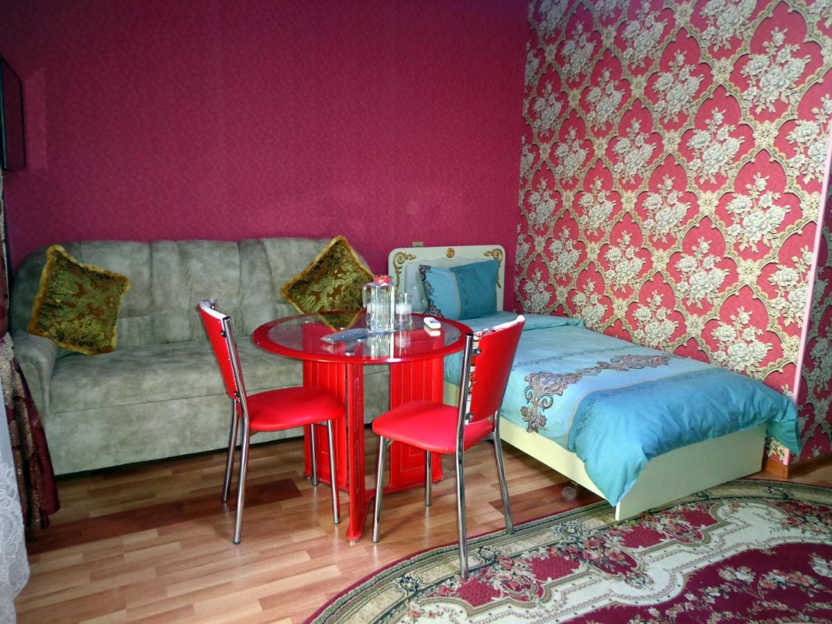 Tubram S Ailəvi Qonaq Evi Sheki Exterior foto