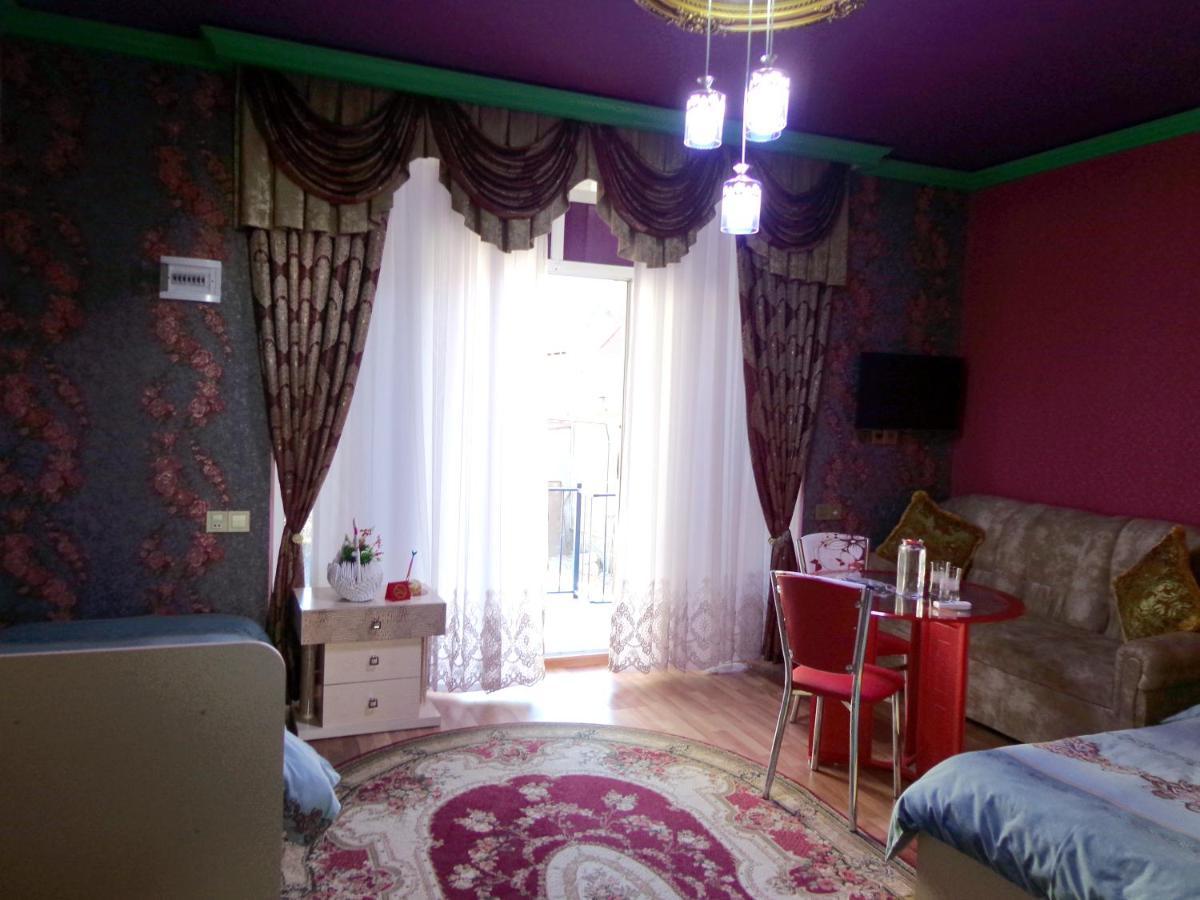 Tubram S Ailəvi Qonaq Evi Sheki Exterior foto