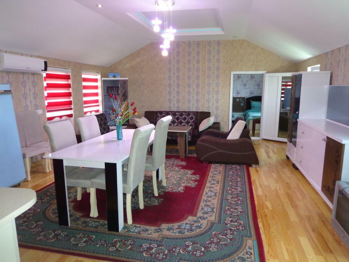 Tubram S Ailəvi Qonaq Evi Sheki Exterior foto